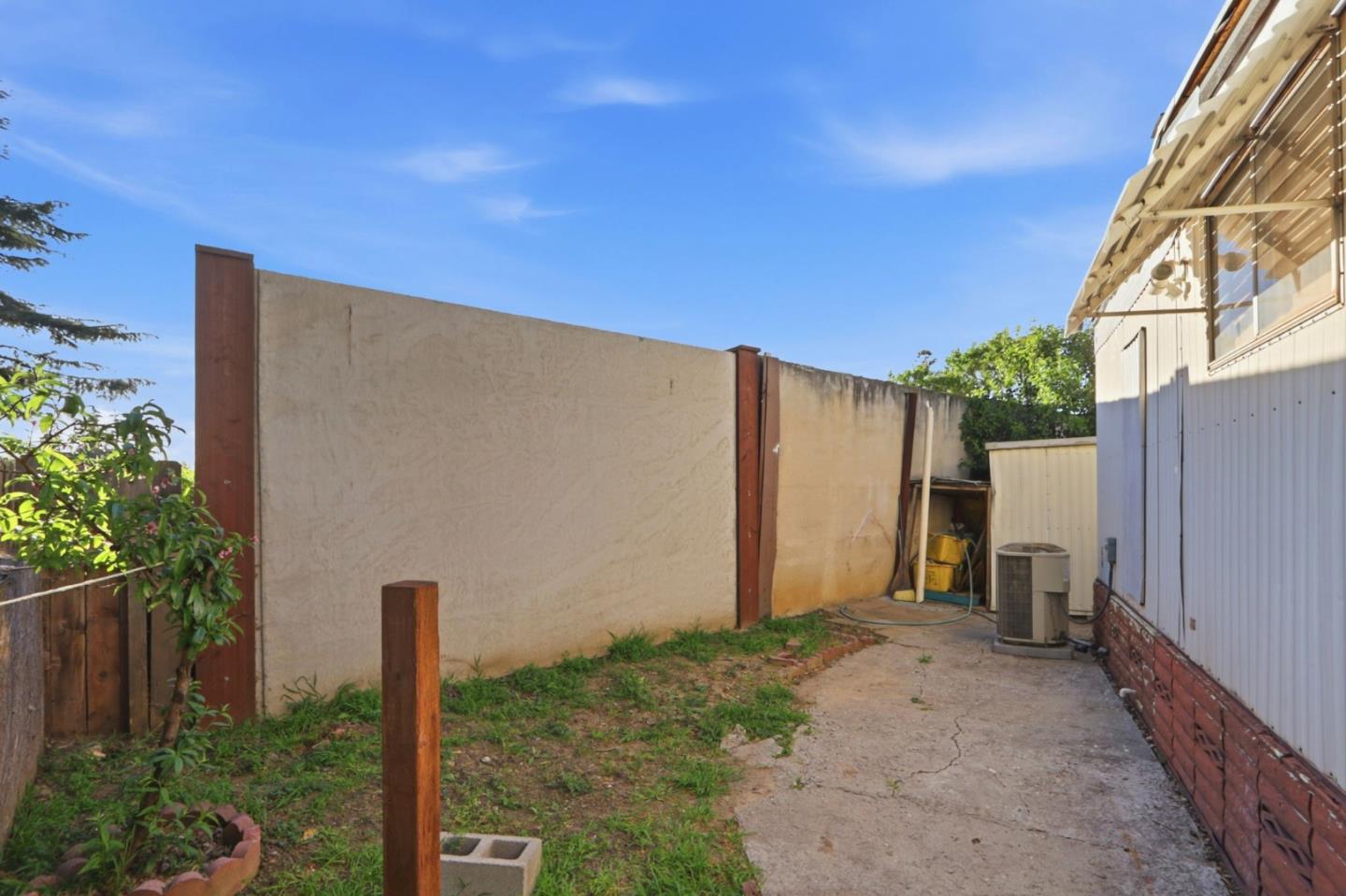 Detail Gallery Image 34 of 36 For 900 Golden Wheel Park Dr #01,  San Jose,  CA 95112 - 3 Beds | 2 Baths