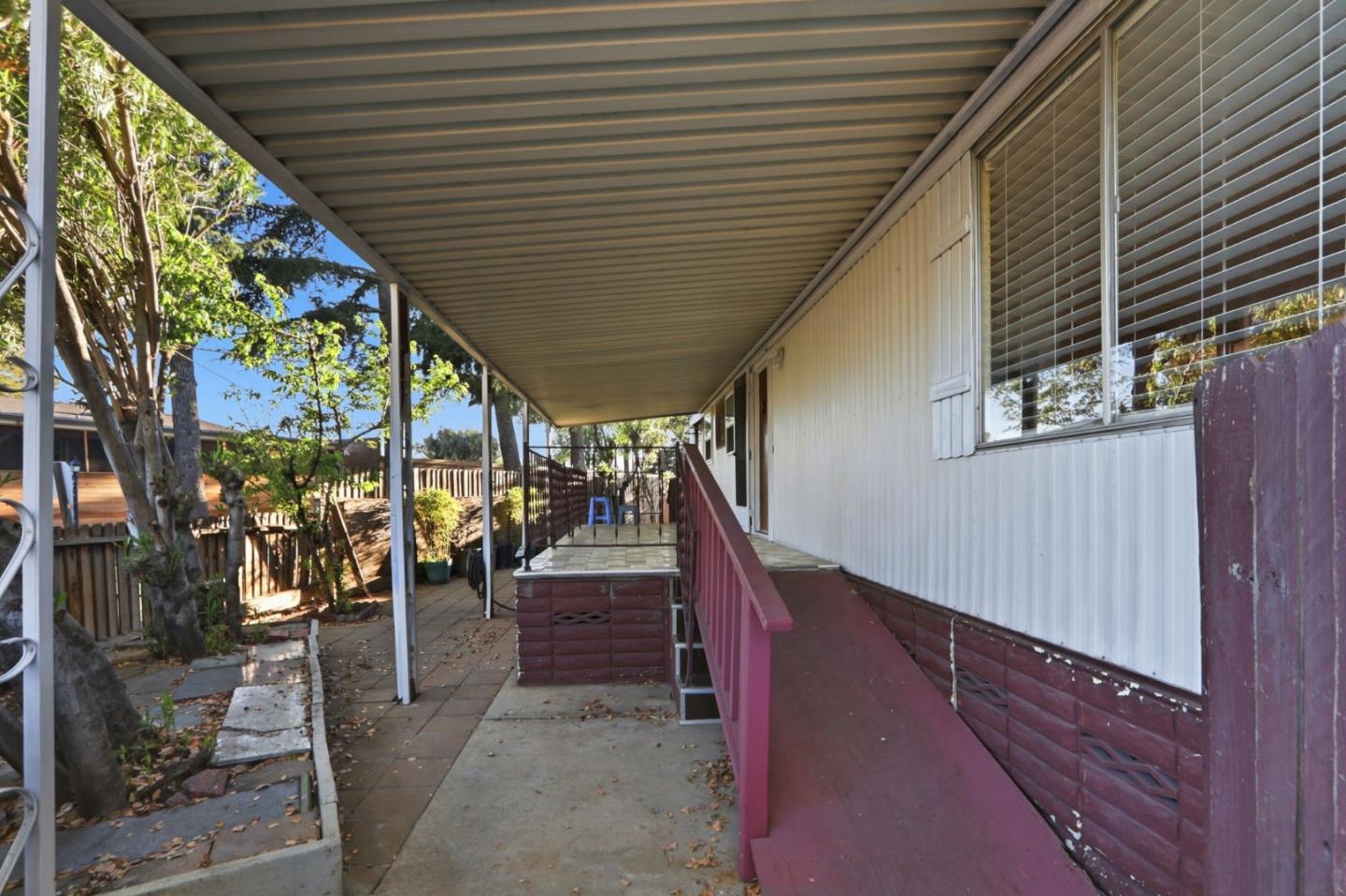 Detail Gallery Image 8 of 36 For 900 Golden Wheel Park Dr #01,  San Jose,  CA 95112 - 3 Beds | 2 Baths