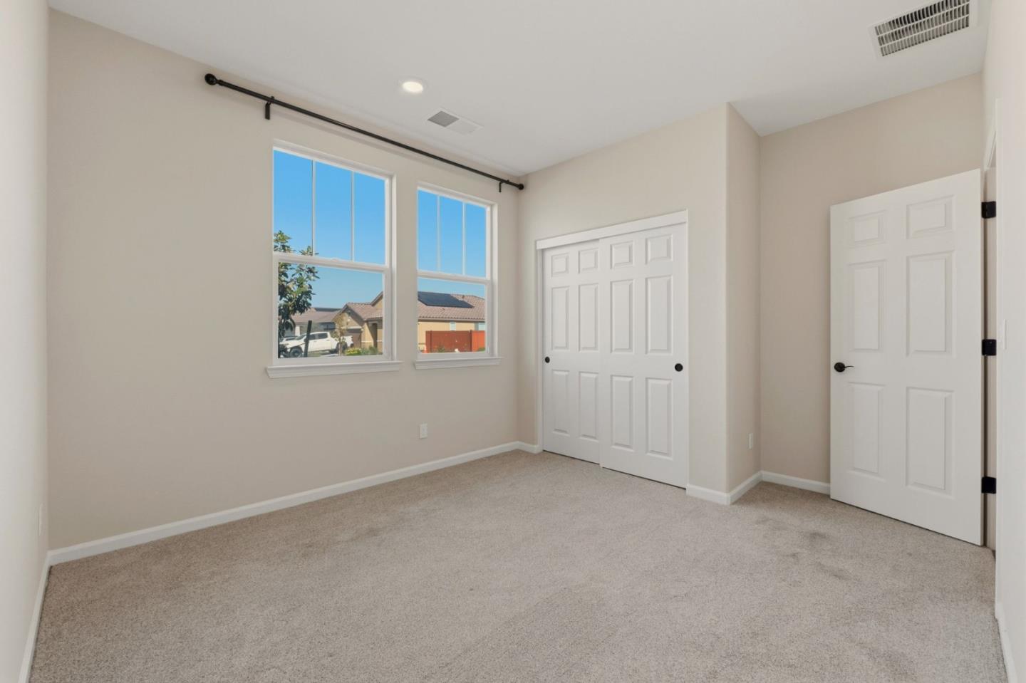 Detail Gallery Image 26 of 32 For 608 Somerset Way, Patterson,  CA 95363 - 3 Beds | 2 Baths