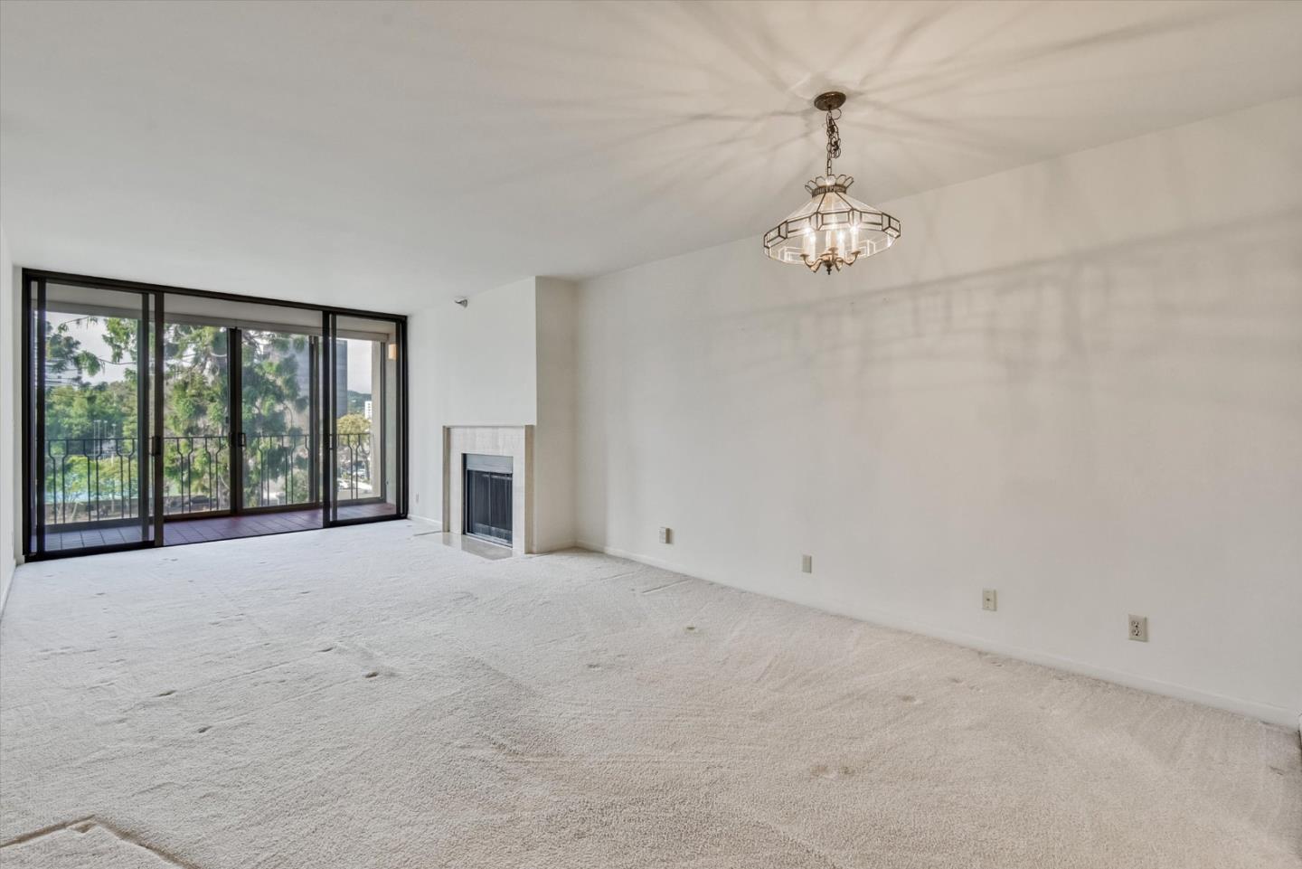 Detail Gallery Image 11 of 43 For 555 Laurel Ave #415,  San Mateo,  CA 94401 - 1 Beds | 2 Baths