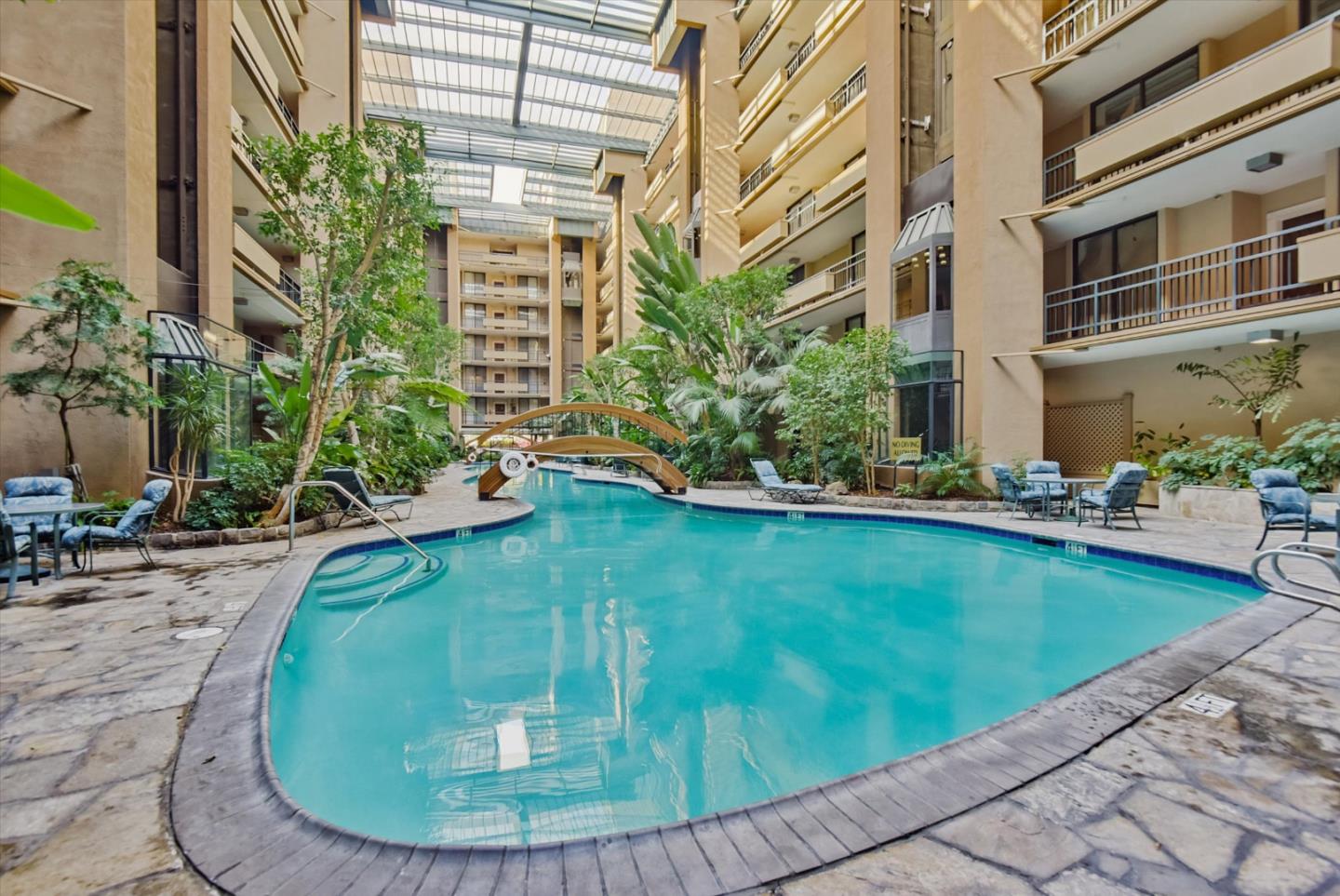 Detail Gallery Image 40 of 43 For 555 Laurel Ave #415,  San Mateo,  CA 94401 - 1 Beds | 2 Baths