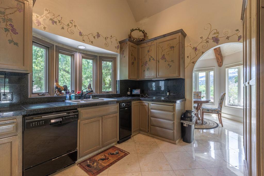 Detail Gallery Image 20 of 46 For 3 Lerner Dr, Calistoga,  CA 94515 - 4 Beds | 4/1 Baths