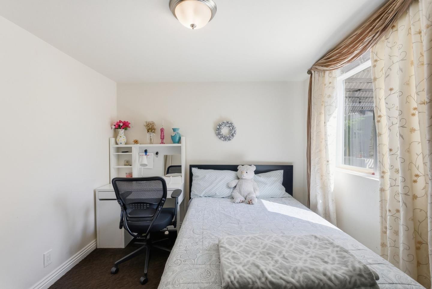 Detail Gallery Image 19 of 49 For 19170 Tilson Ave, Cupertino,  CA 95014 - 5 Beds | 3 Baths