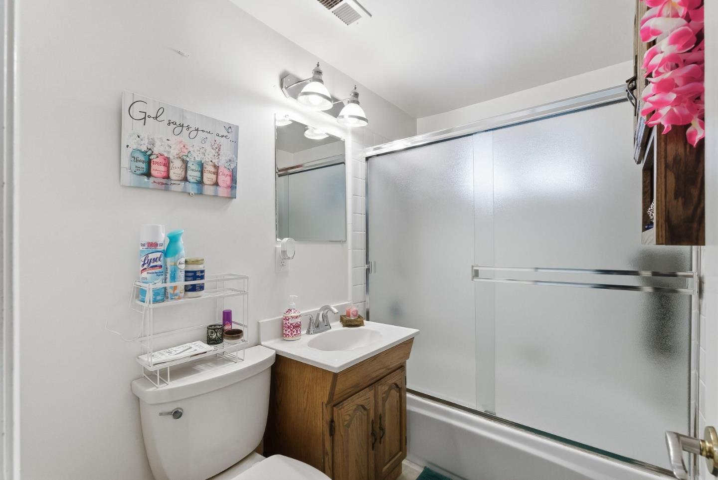 Detail Gallery Image 20 of 49 For 19170 Tilson Ave, Cupertino,  CA 95014 - 5 Beds | 3 Baths