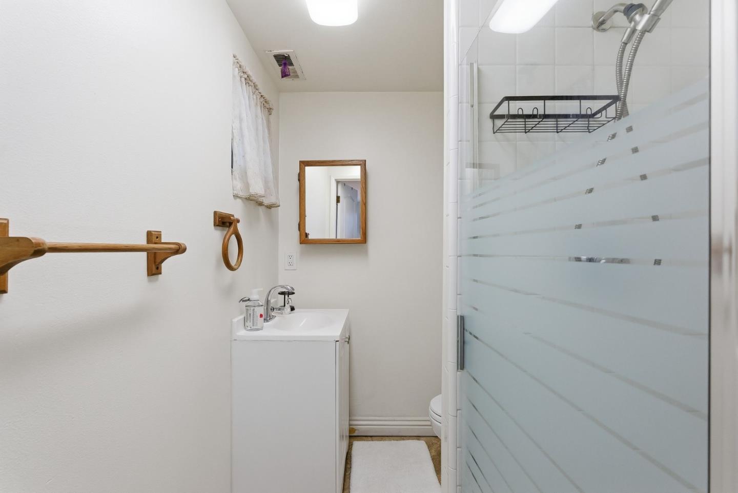 Detail Gallery Image 25 of 49 For 19170 Tilson Ave, Cupertino,  CA 95014 - 5 Beds | 3 Baths