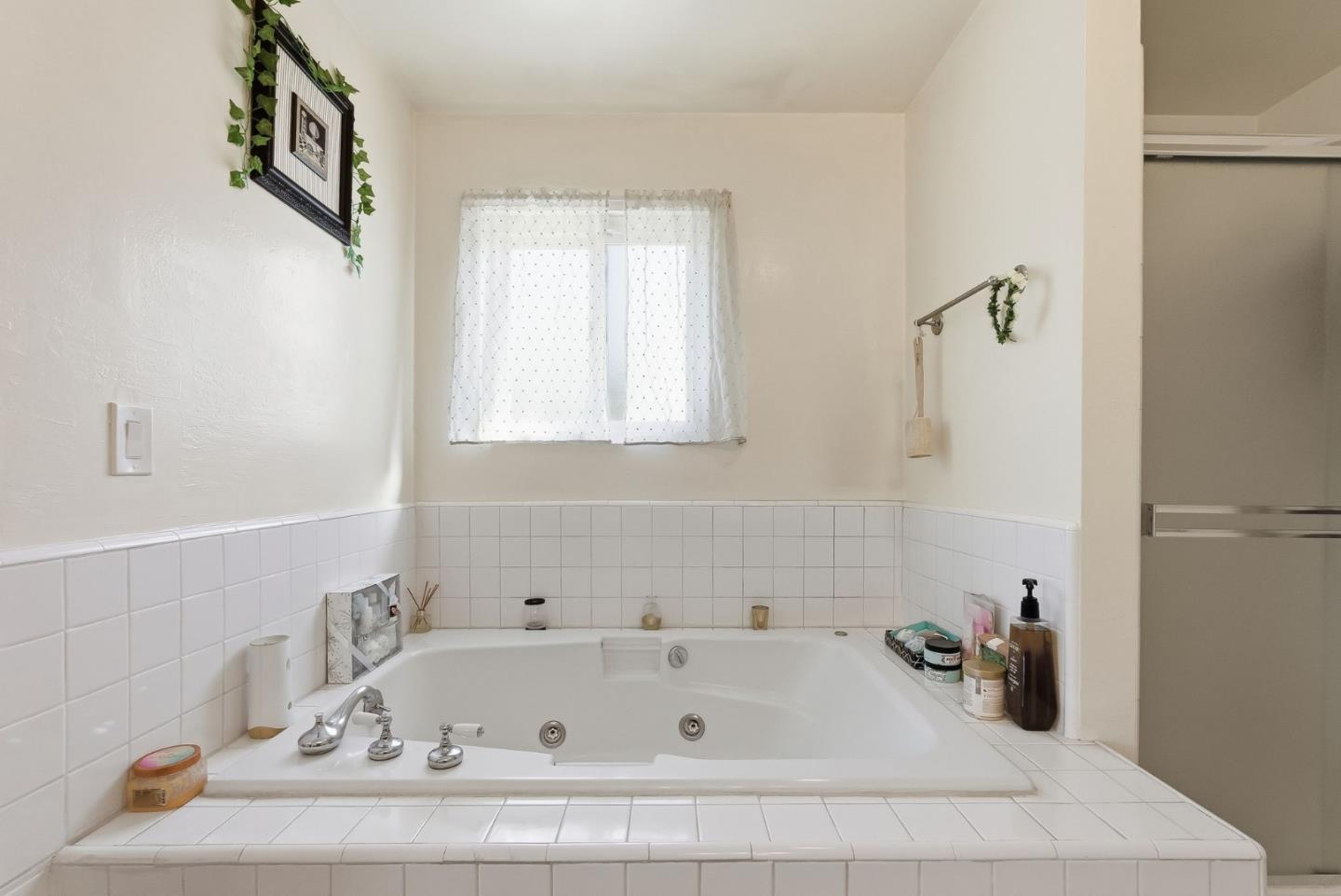 Detail Gallery Image 35 of 49 For 19170 Tilson Ave, Cupertino,  CA 95014 - 5 Beds | 3 Baths