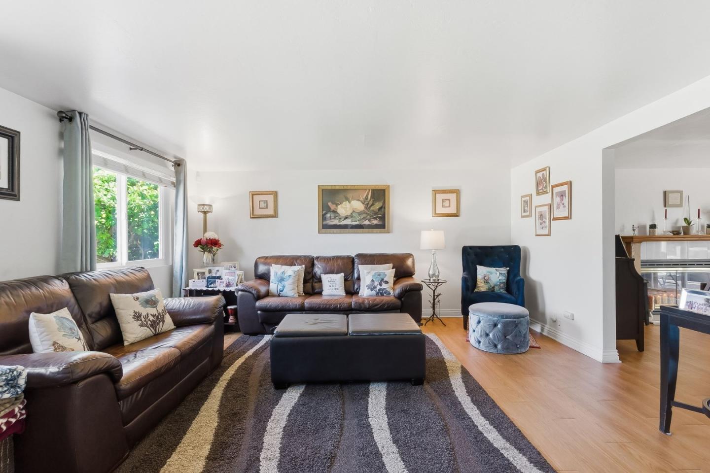 Detail Gallery Image 8 of 49 For 19170 Tilson Ave, Cupertino,  CA 95014 - 5 Beds | 3 Baths