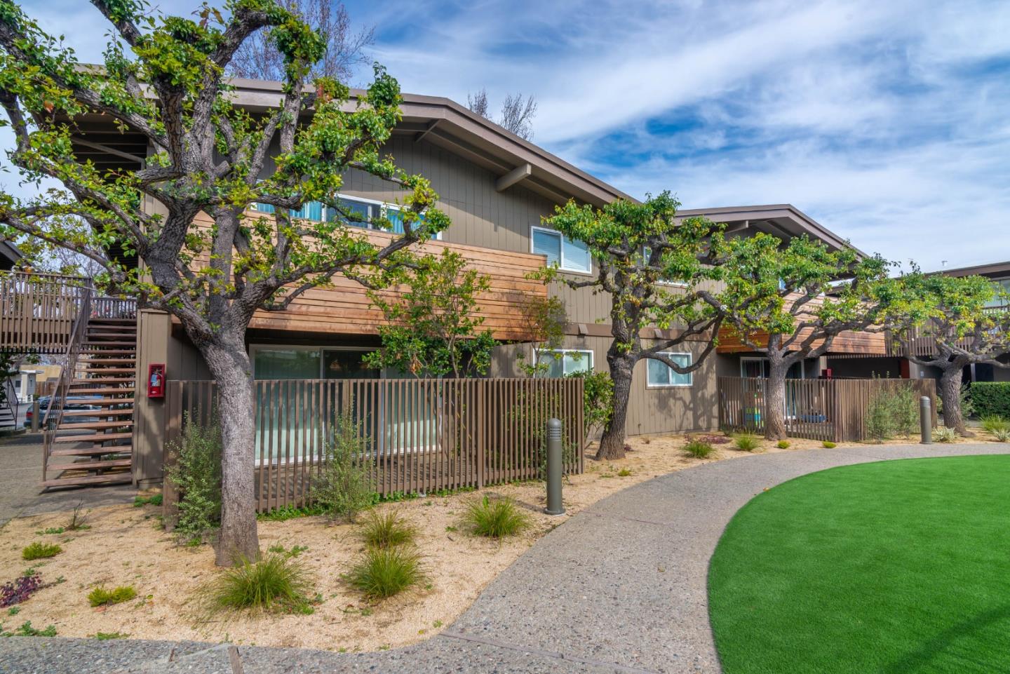 Detail Gallery Image 2 of 17 For 1270 Coronado Dr, Sunnyvale,  CA 94086 - – Beds | – Baths