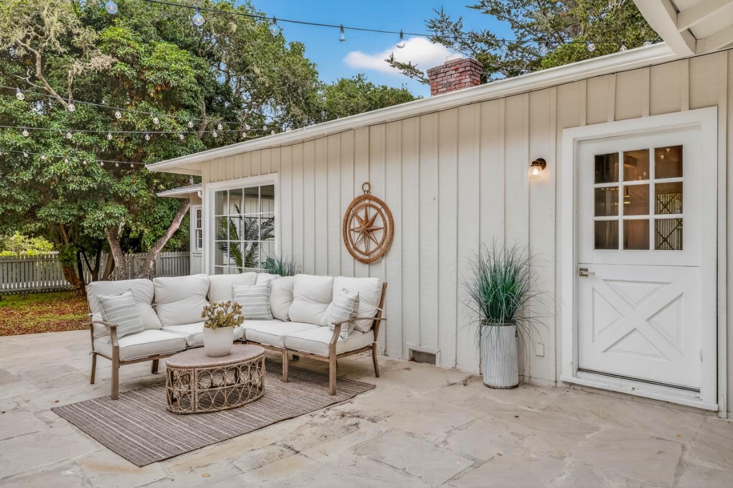 Detail Gallery Image 13 of 47 For 25905 Junipero Ave, Carmel,  CA 93923 - 4 Beds | 2/1 Baths