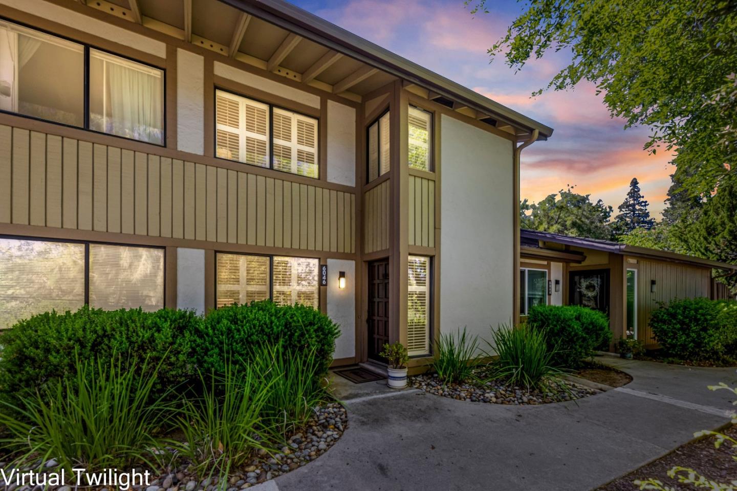 Detail Gallery Image 2 of 45 For 6046 Calle De Rico, San Jose,  CA 95124 - 2 Beds | 2/1 Baths