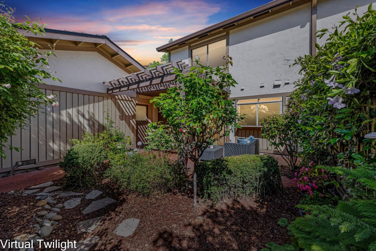 Detail Gallery Image 32 of 45 For 6046 Calle De Rico, San Jose,  CA 95124 - 2 Beds | 2/1 Baths