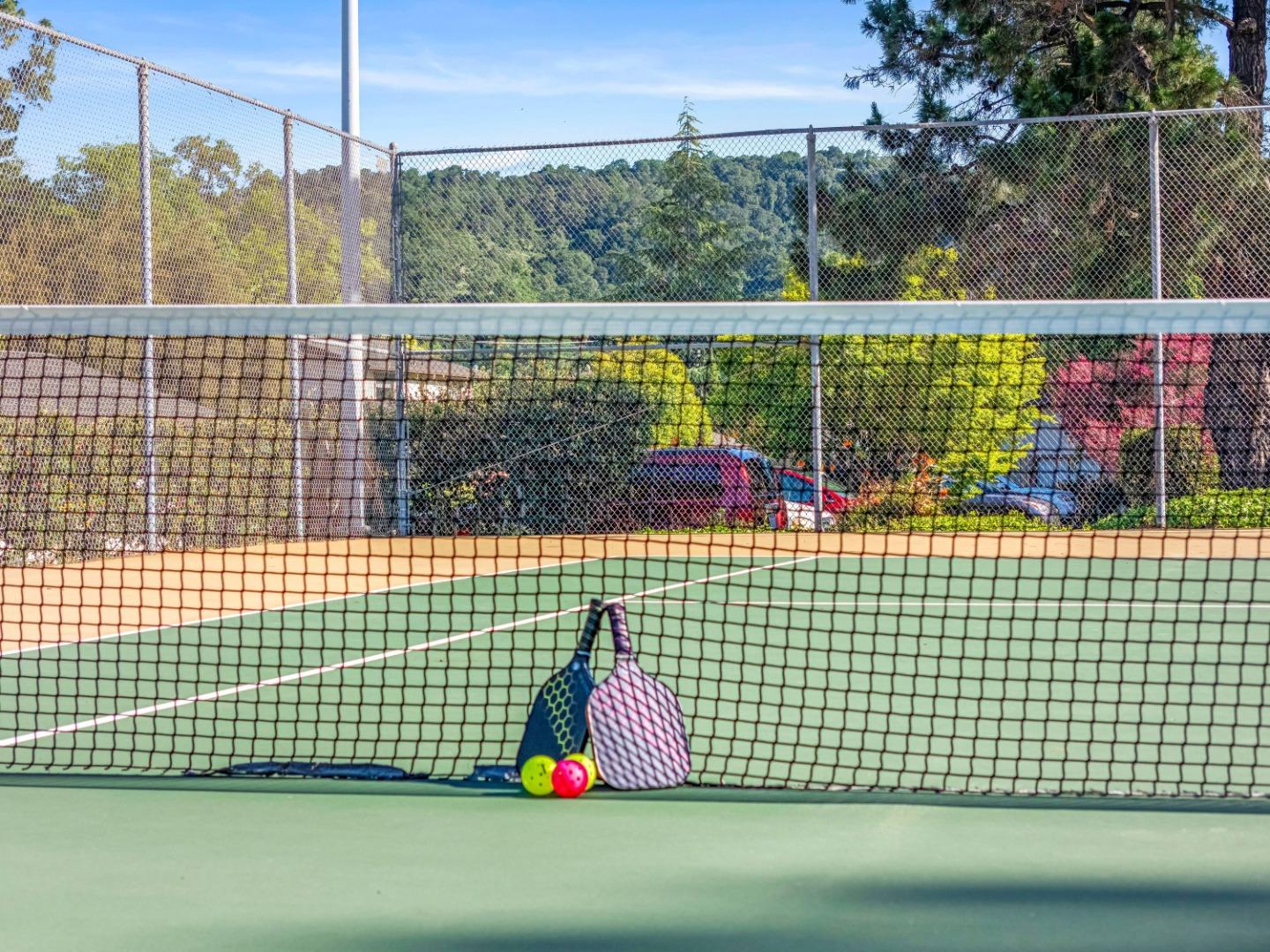 Detail Gallery Image 35 of 45 For 6046 Calle De Rico, San Jose,  CA 95124 - 2 Beds | 2/1 Baths