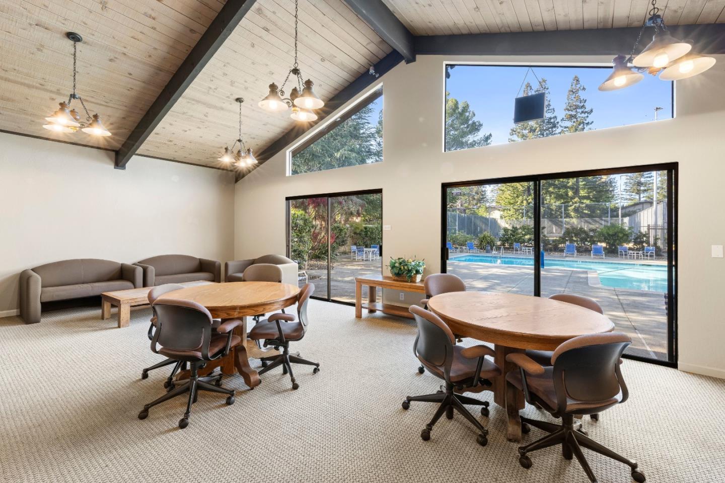 Detail Gallery Image 38 of 45 For 6046 Calle De Rico, San Jose,  CA 95124 - 2 Beds | 2/1 Baths