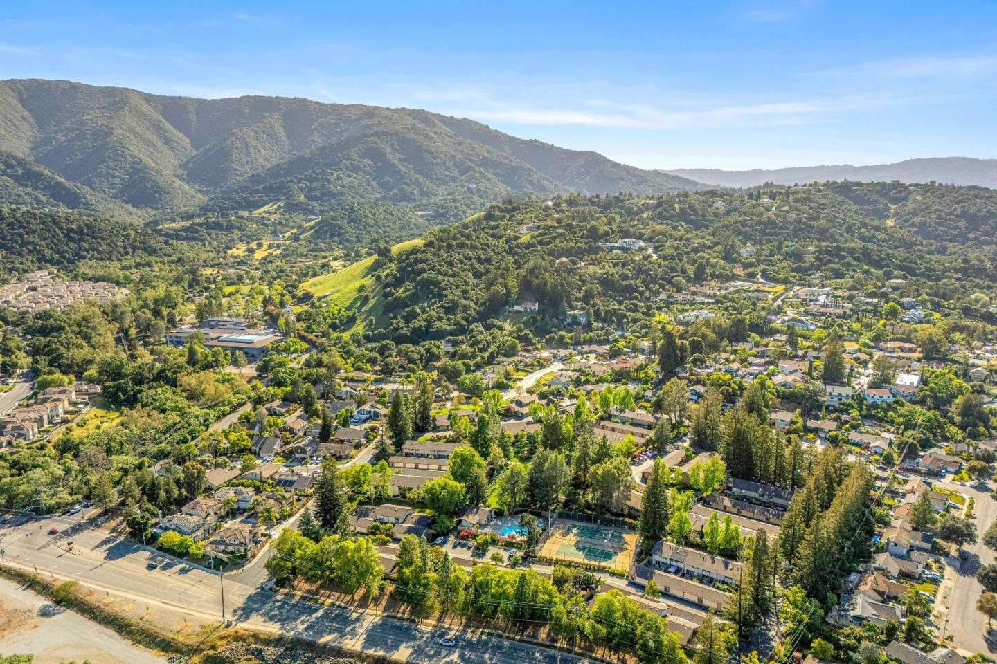 Detail Gallery Image 45 of 45 For 6046 Calle De Rico, San Jose,  CA 95124 - 2 Beds | 2/1 Baths