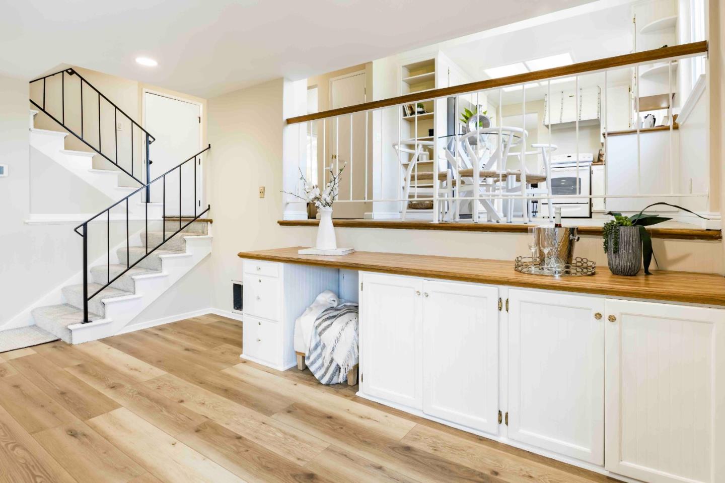 Detail Gallery Image 13 of 30 For 271 Copco Ln, San Jose,  CA 95123 - 4 Beds | 2/1 Baths