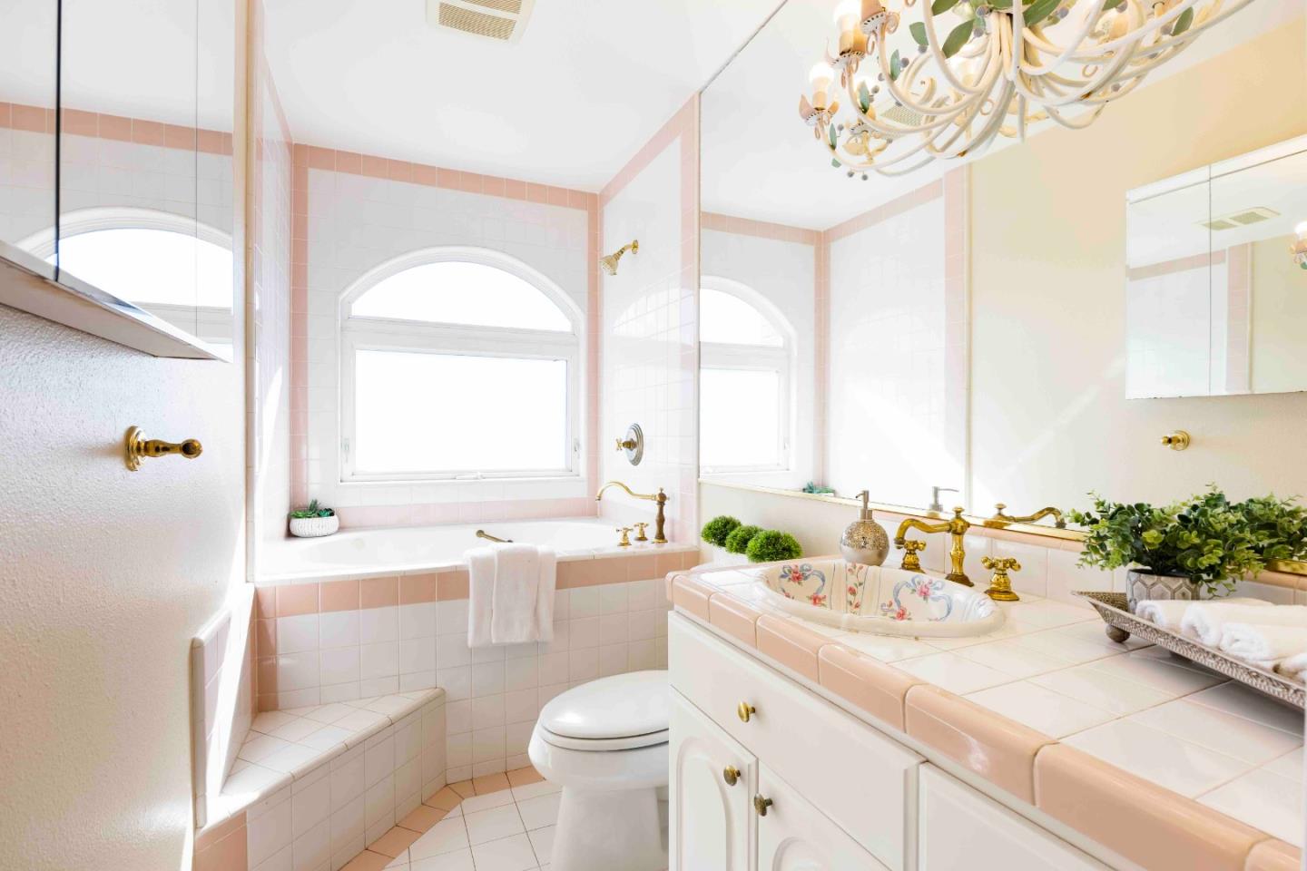 Detail Gallery Image 20 of 30 For 271 Copco Ln, San Jose,  CA 95123 - 4 Beds | 2/1 Baths