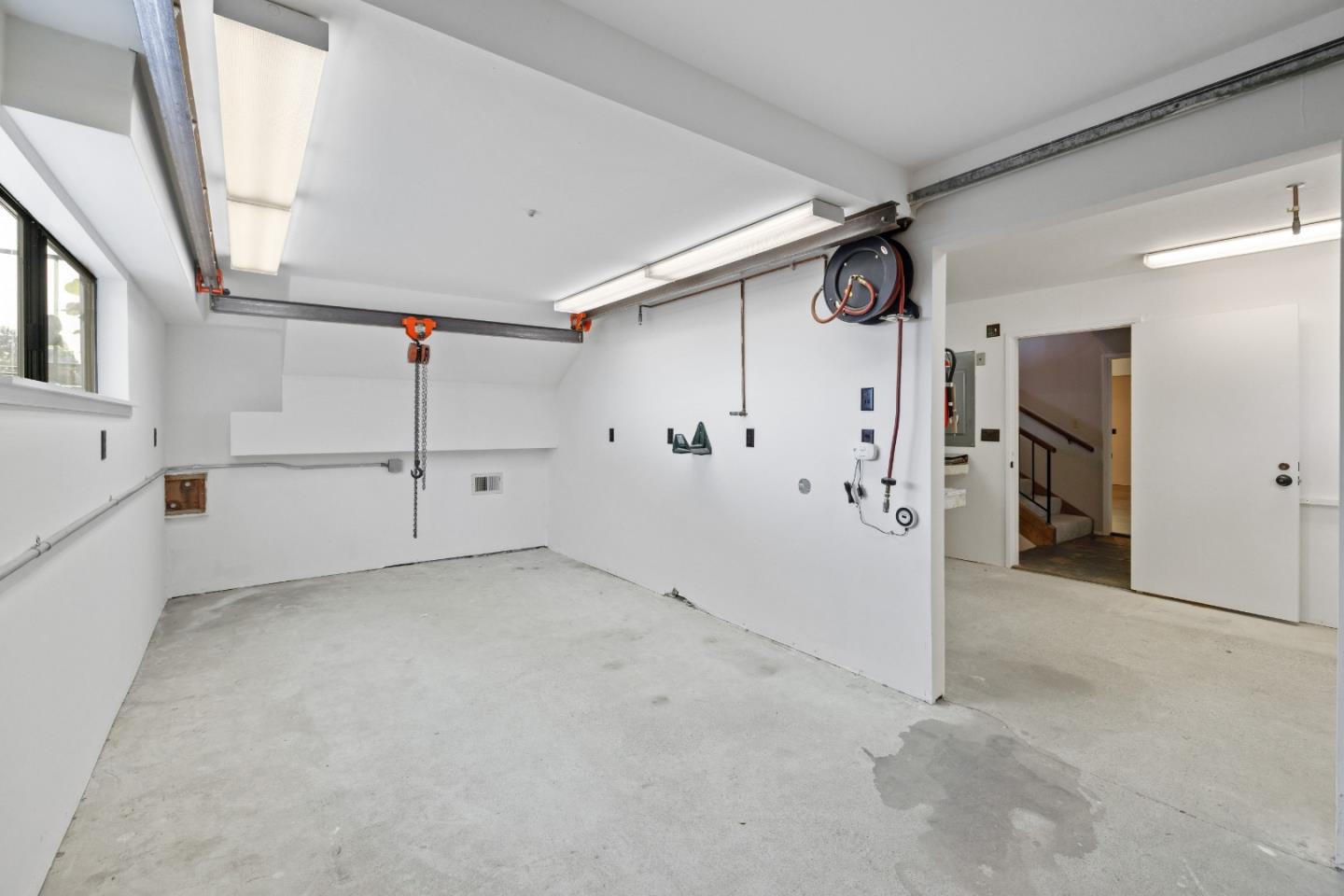 Detail Gallery Image 22 of 59 For 1380 Weston Ridge Rd, Scotts Valley,  CA 95066 - 3 Beds | 2/1 Baths