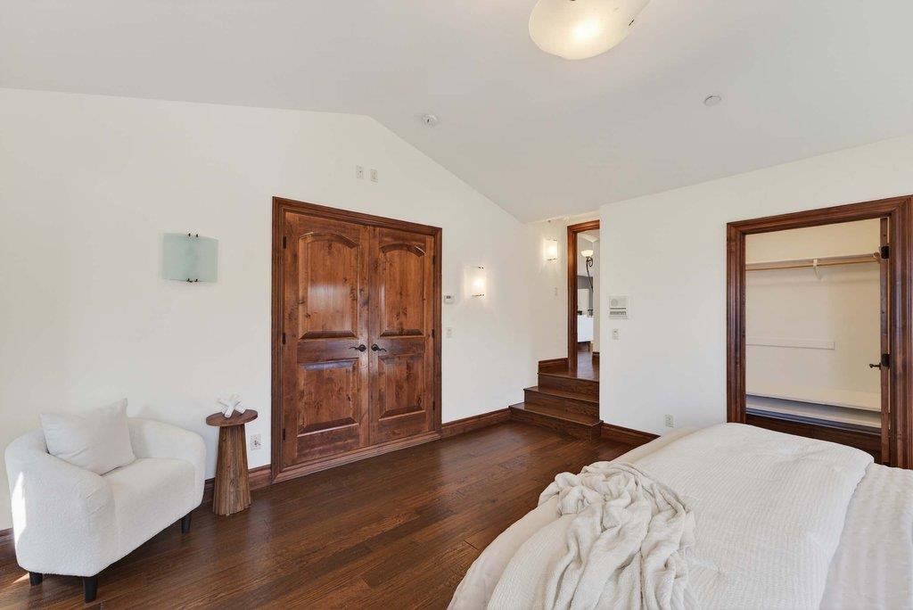 Detail Gallery Image 27 of 64 For 41 S Circle Dr, Santa Cruz,  CA 95060 - 4 Beds | 3/1 Baths