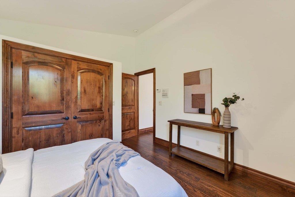 Detail Gallery Image 34 of 64 For 41 S Circle Dr, Santa Cruz,  CA 95060 - 4 Beds | 3/1 Baths