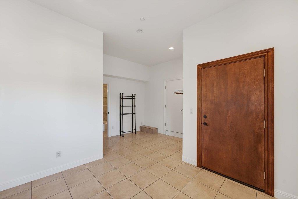 Detail Gallery Image 44 of 64 For 41 S Circle Dr, Santa Cruz,  CA 95060 - 4 Beds | 3/1 Baths