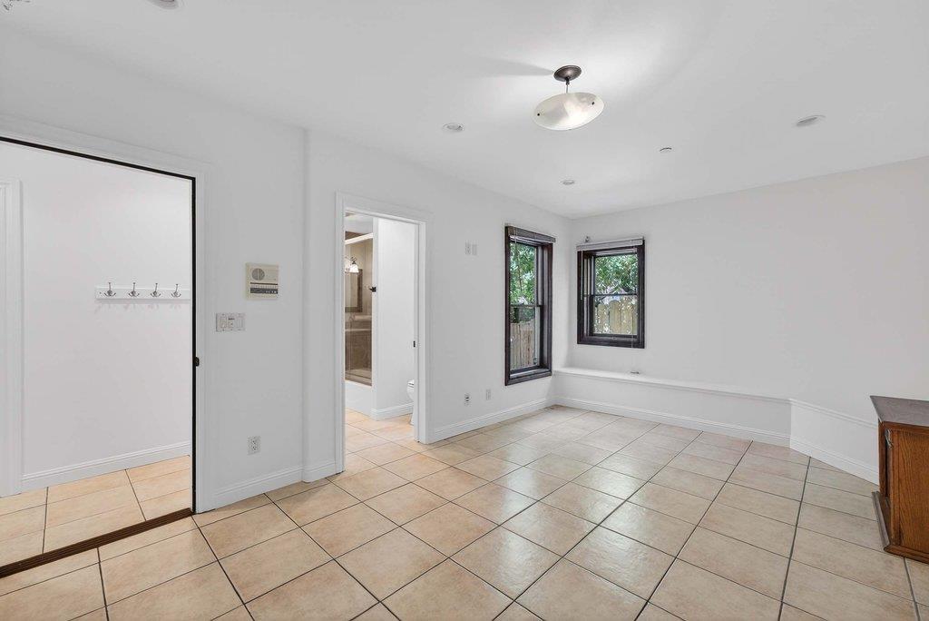 Detail Gallery Image 45 of 64 For 41 S Circle Dr, Santa Cruz,  CA 95060 - 4 Beds | 3/1 Baths