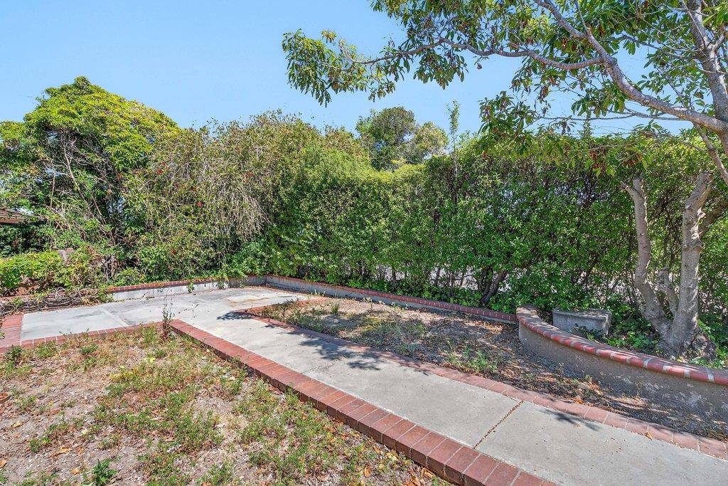 Detail Gallery Image 50 of 64 For 41 S Circle Dr, Santa Cruz,  CA 95060 - 4 Beds | 3/1 Baths