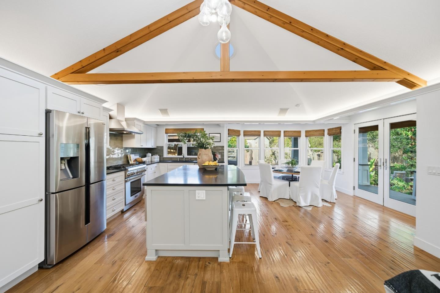 Detail Gallery Image 15 of 65 For 810 Glencrag Way, Woodside,  CA 94062 - 4 Beds | 4 Baths