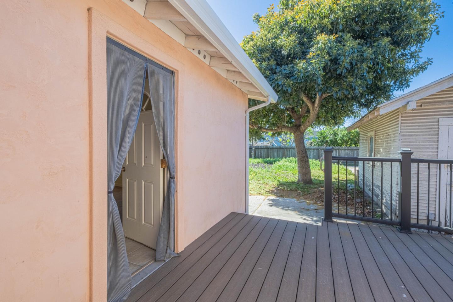 Detail Gallery Image 18 of 28 For 40 Oak, Salinas,  CA 93901 - 3 Beds | 2 Baths