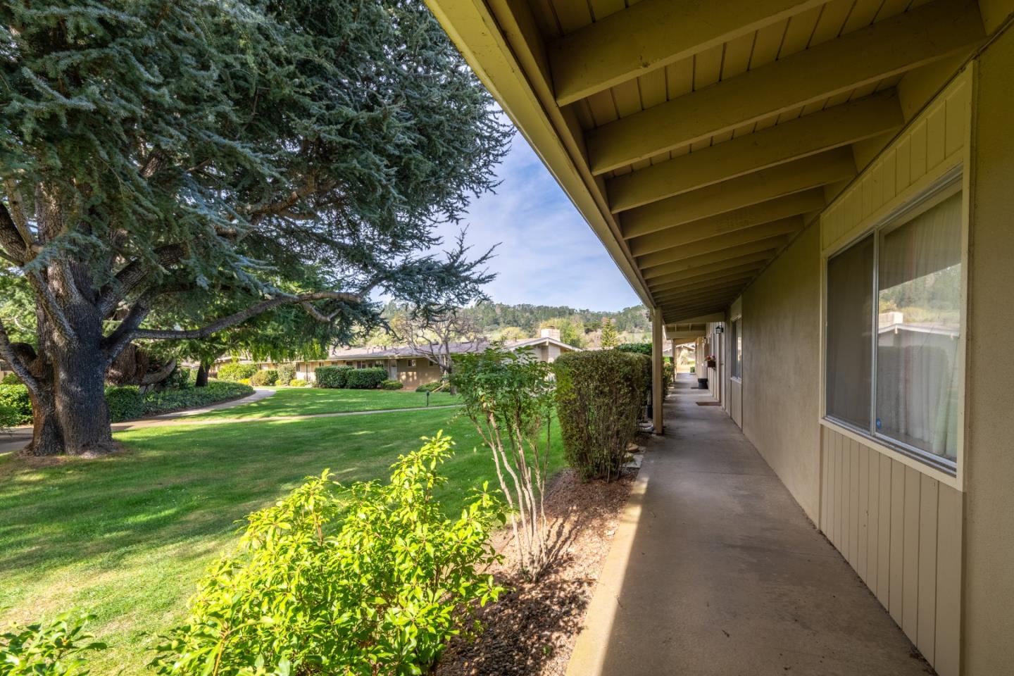 Detail Gallery Image 15 of 22 For 209 Hacienda Carmel, Carmel,  CA 93923 - 2 Beds | 2 Baths
