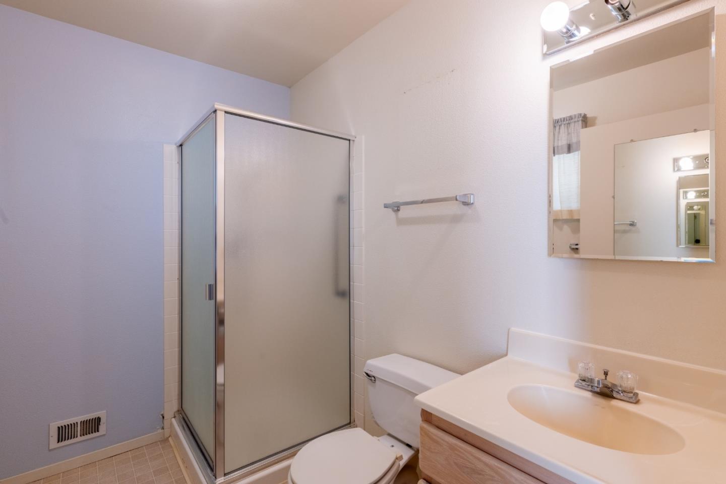 Detail Gallery Image 8 of 22 For 209 Hacienda Carmel, Carmel,  CA 93923 - 2 Beds | 2 Baths