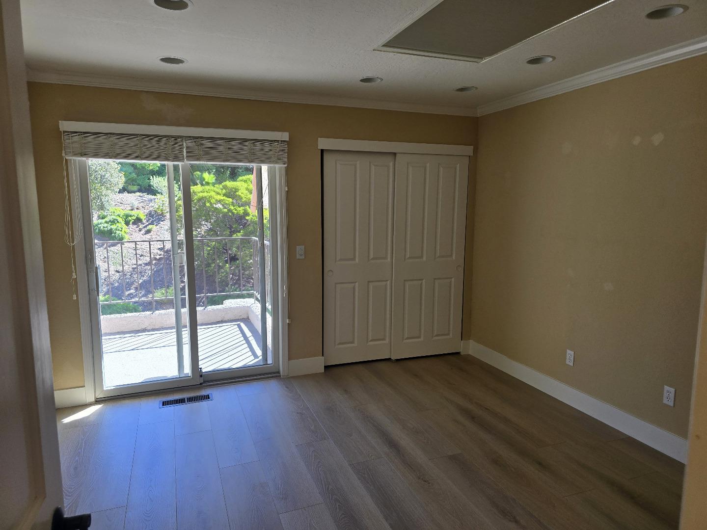 Detail Gallery Image 10 of 17 For 127 Puesta Del Sol, Los Gatos,  CA 95032 - 3 Beds | 2/1 Baths