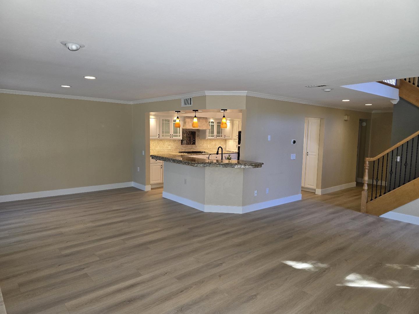 Detail Gallery Image 4 of 17 For 127 Puesta Del Sol, Los Gatos,  CA 95032 - 3 Beds | 2/1 Baths