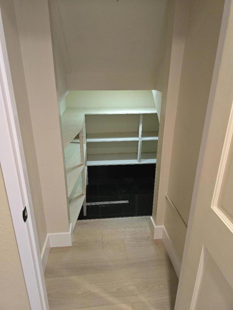 Detail Gallery Image 8 of 17 For 127 Puesta Del Sol, Los Gatos,  CA 95032 - 3 Beds | 2/1 Baths