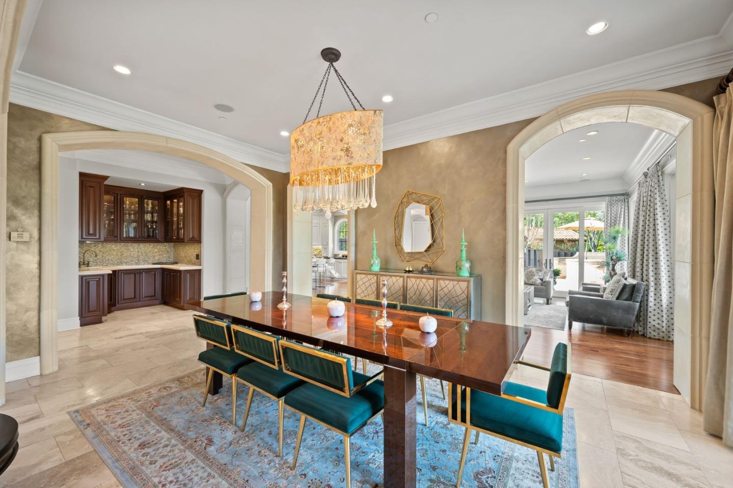 Detail Gallery Image 12 of 13 For 15301 Robin Anne Ln, Monte Sereno,  CA 95030 - 5 Beds | 7/1 Baths