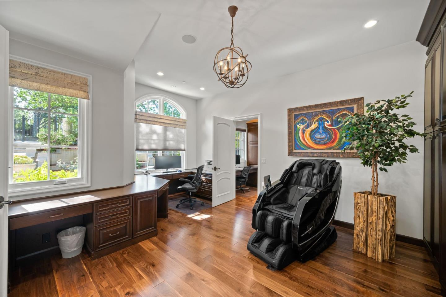 Detail Gallery Image 26 of 86 For 15301 Robin Anne Ln, Monte Sereno,  CA 95030 - 5 Beds | 7/1 Baths