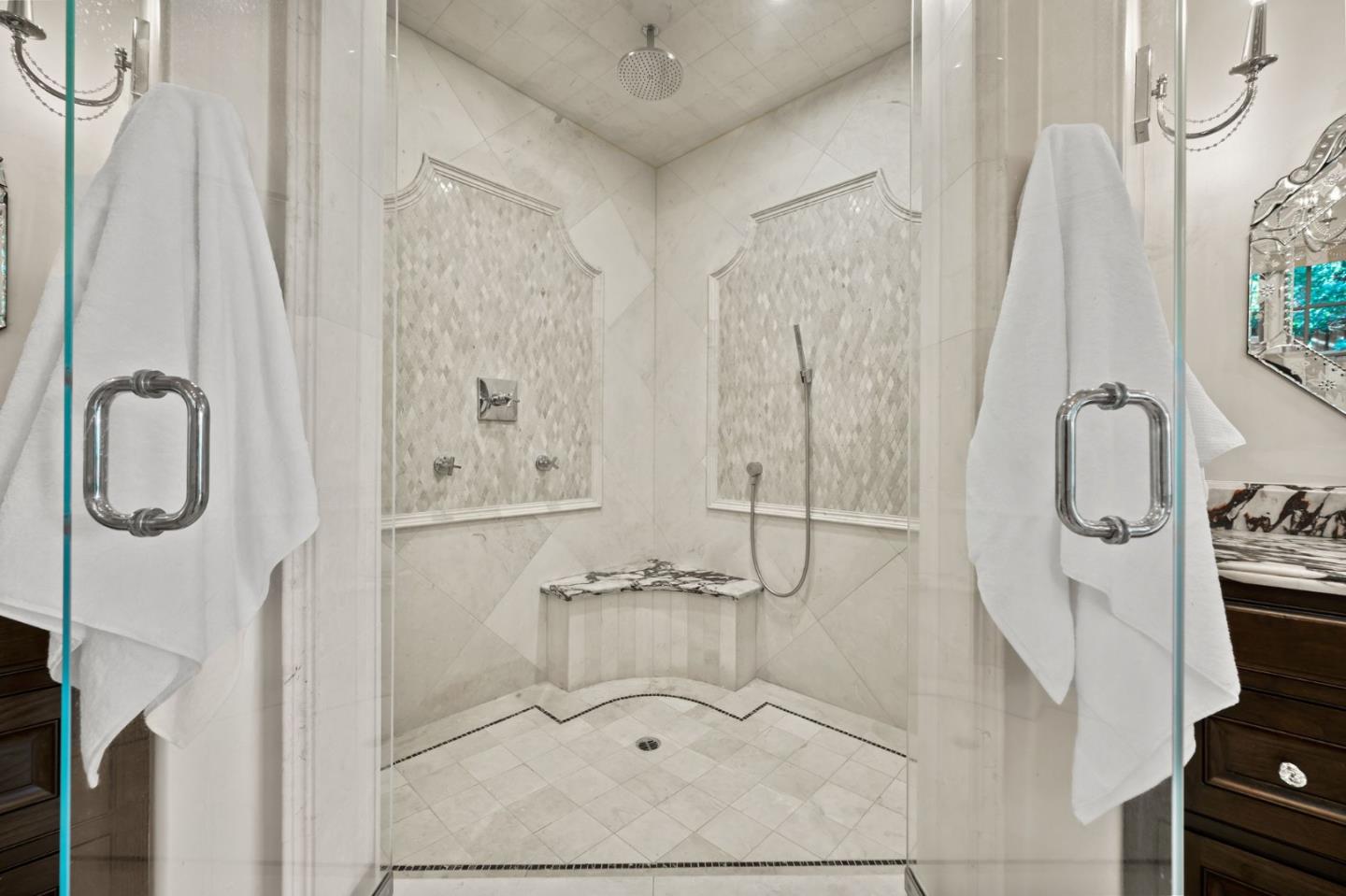 Detail Gallery Image 29 of 86 For 15301 Robin Anne Ln, Monte Sereno,  CA 95030 - 5 Beds | 7/1 Baths