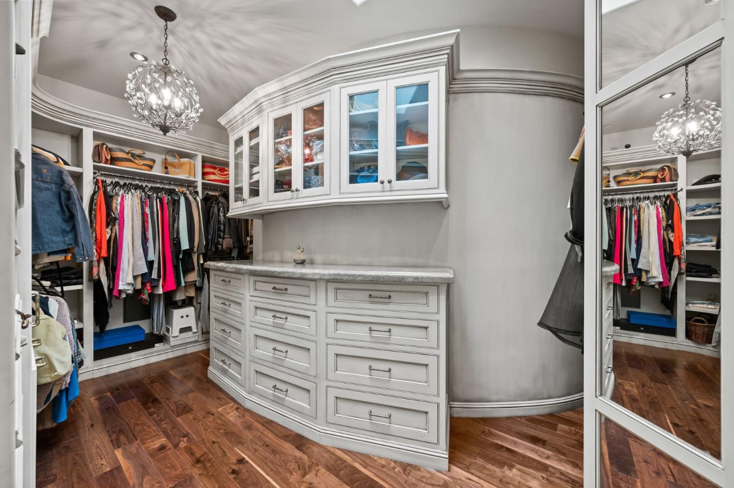 Detail Gallery Image 32 of 86 For 15301 Robin Anne Ln, Monte Sereno,  CA 95030 - 5 Beds | 7/1 Baths