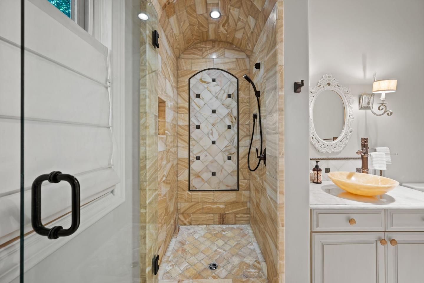 Detail Gallery Image 37 of 86 For 15301 Robin Anne Ln, Monte Sereno,  CA 95030 - 5 Beds | 7/1 Baths