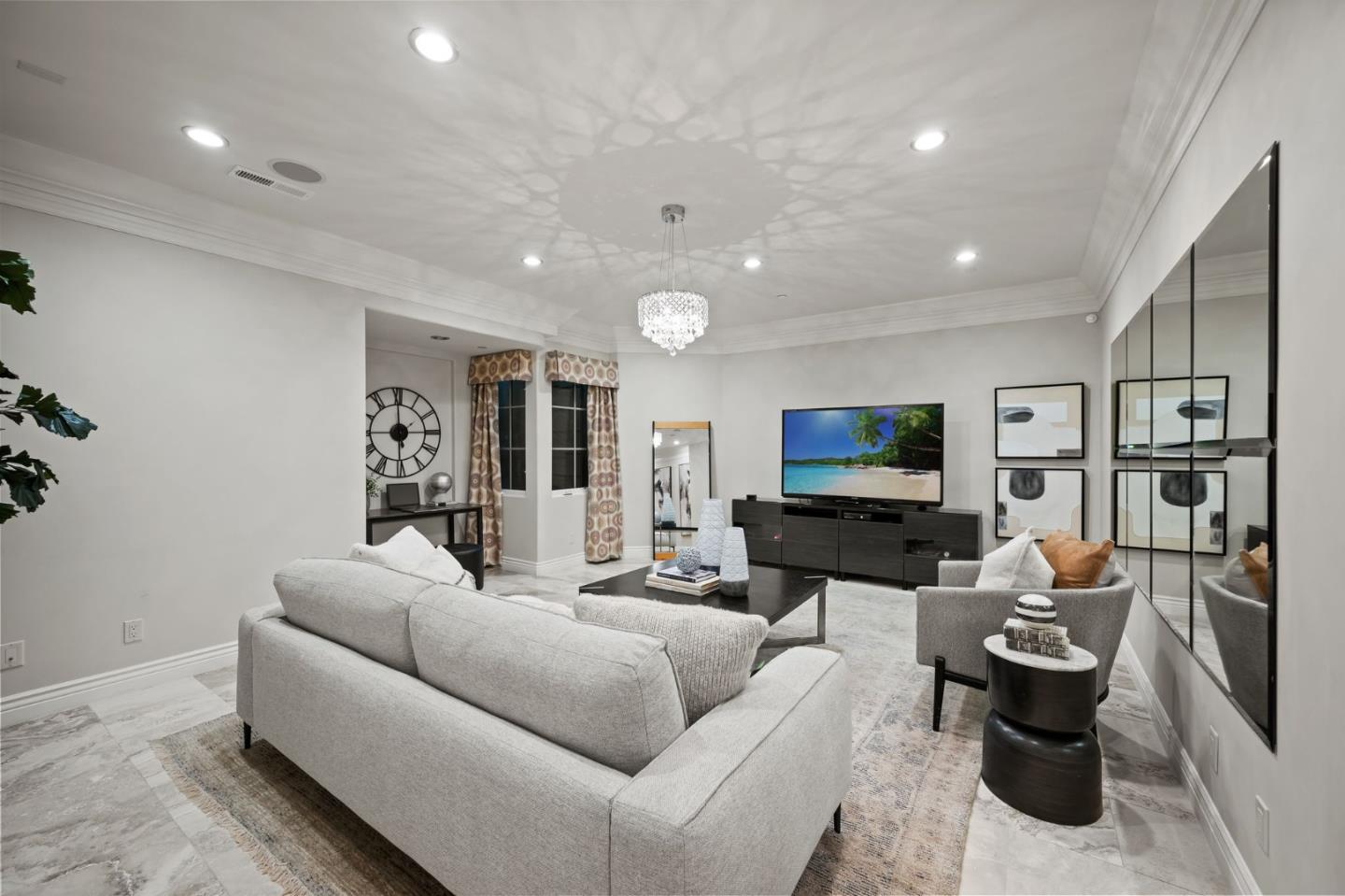 Detail Gallery Image 38 of 86 For 15301 Robin Anne Ln, Monte Sereno,  CA 95030 - 5 Beds | 7/1 Baths