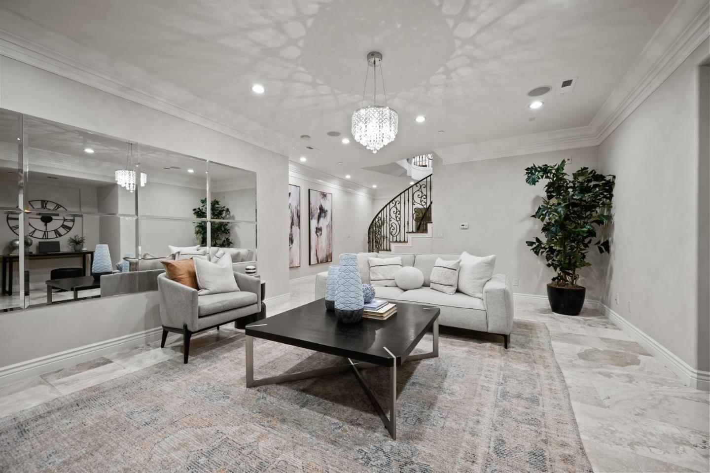 Detail Gallery Image 40 of 86 For 15301 Robin Anne Ln, Monte Sereno,  CA 95030 - 5 Beds | 7/1 Baths