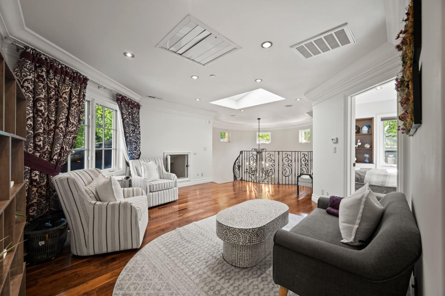 Detail Gallery Image 46 of 86 For 15301 Robin Anne Ln, Monte Sereno,  CA 95030 - 5 Beds | 7/1 Baths