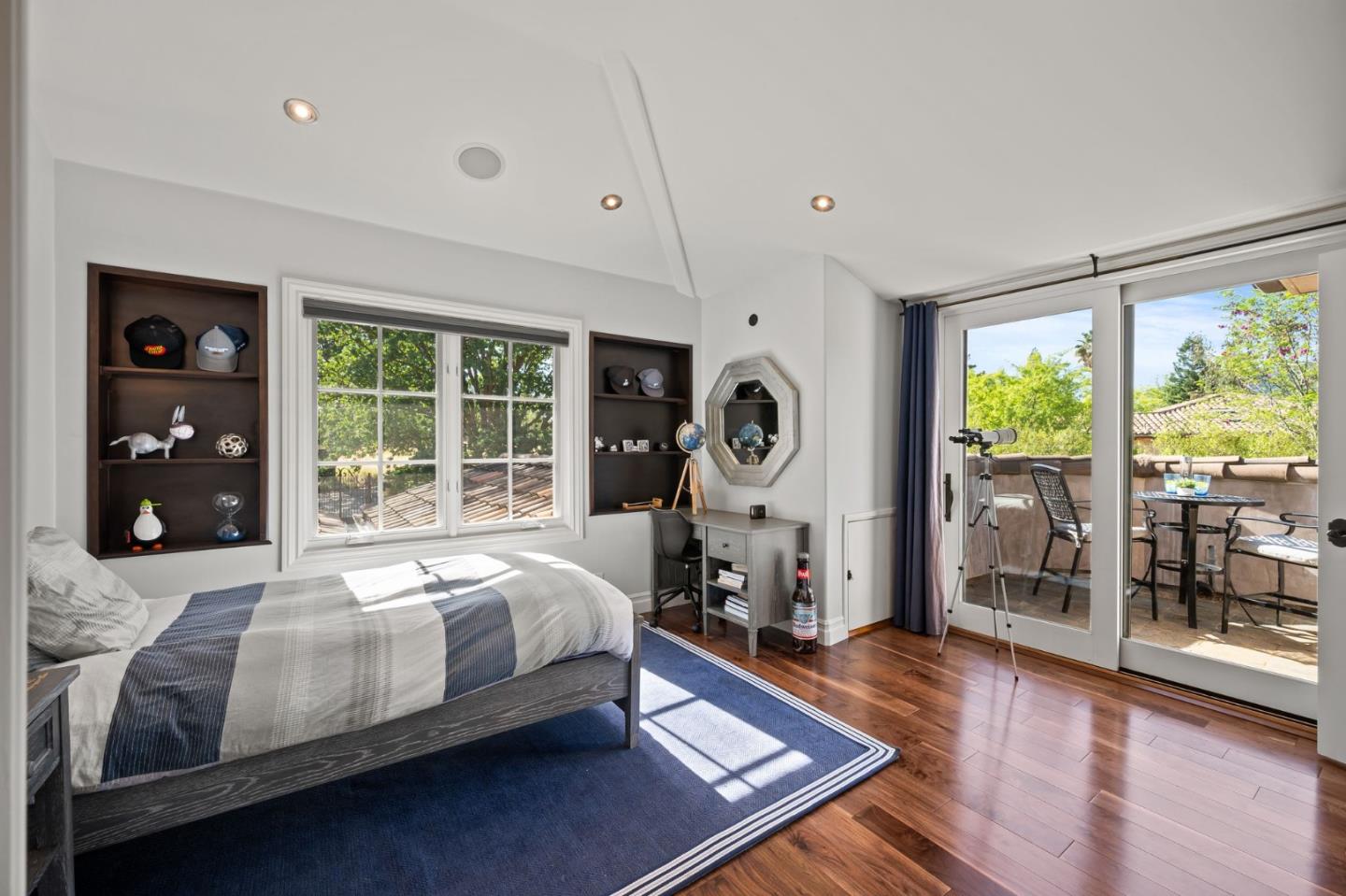 Detail Gallery Image 49 of 86 For 15301 Robin Anne Ln, Monte Sereno,  CA 95030 - 5 Beds | 7/1 Baths