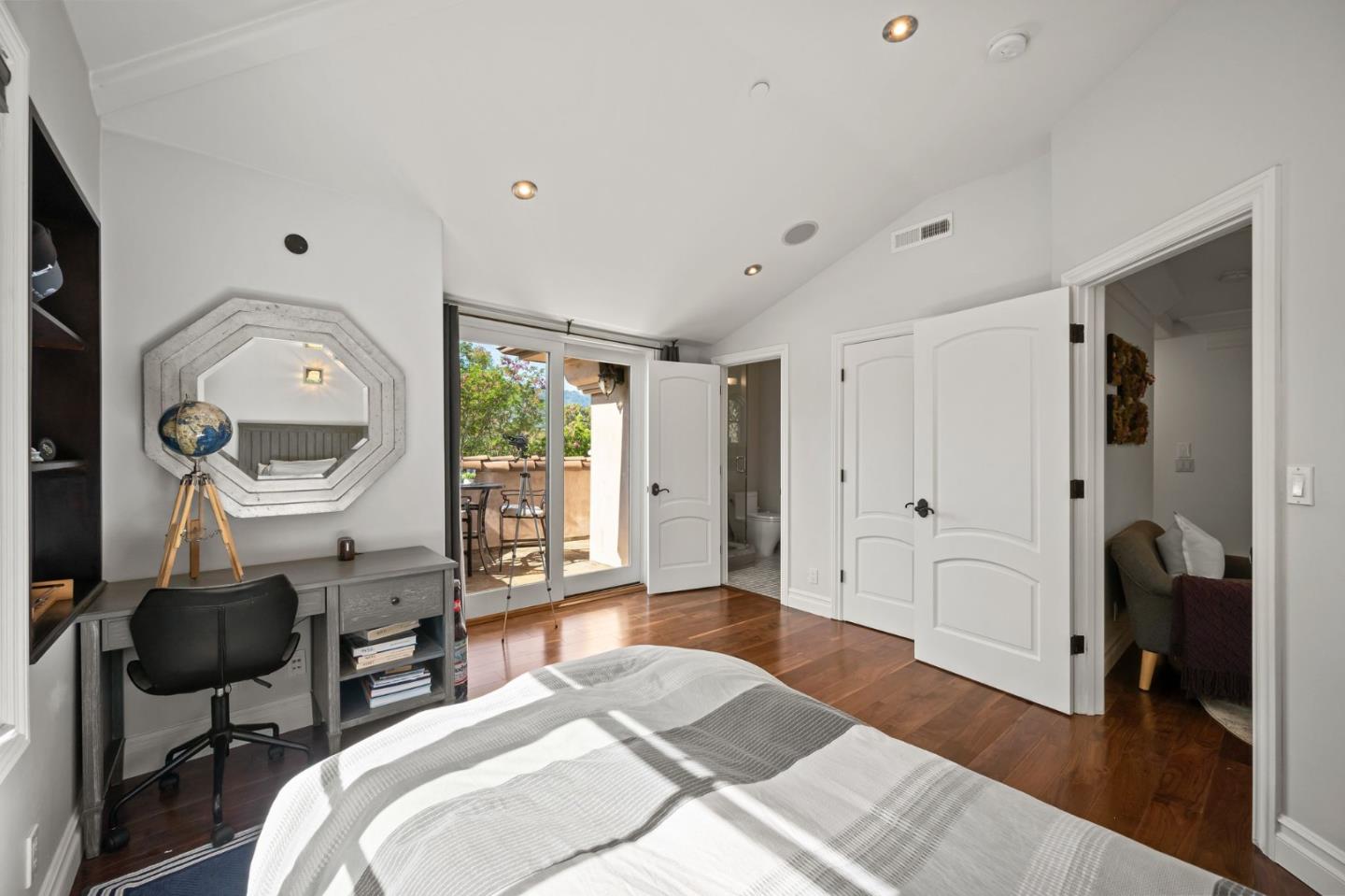 Detail Gallery Image 50 of 86 For 15301 Robin Anne Ln, Monte Sereno,  CA 95030 - 5 Beds | 7/1 Baths