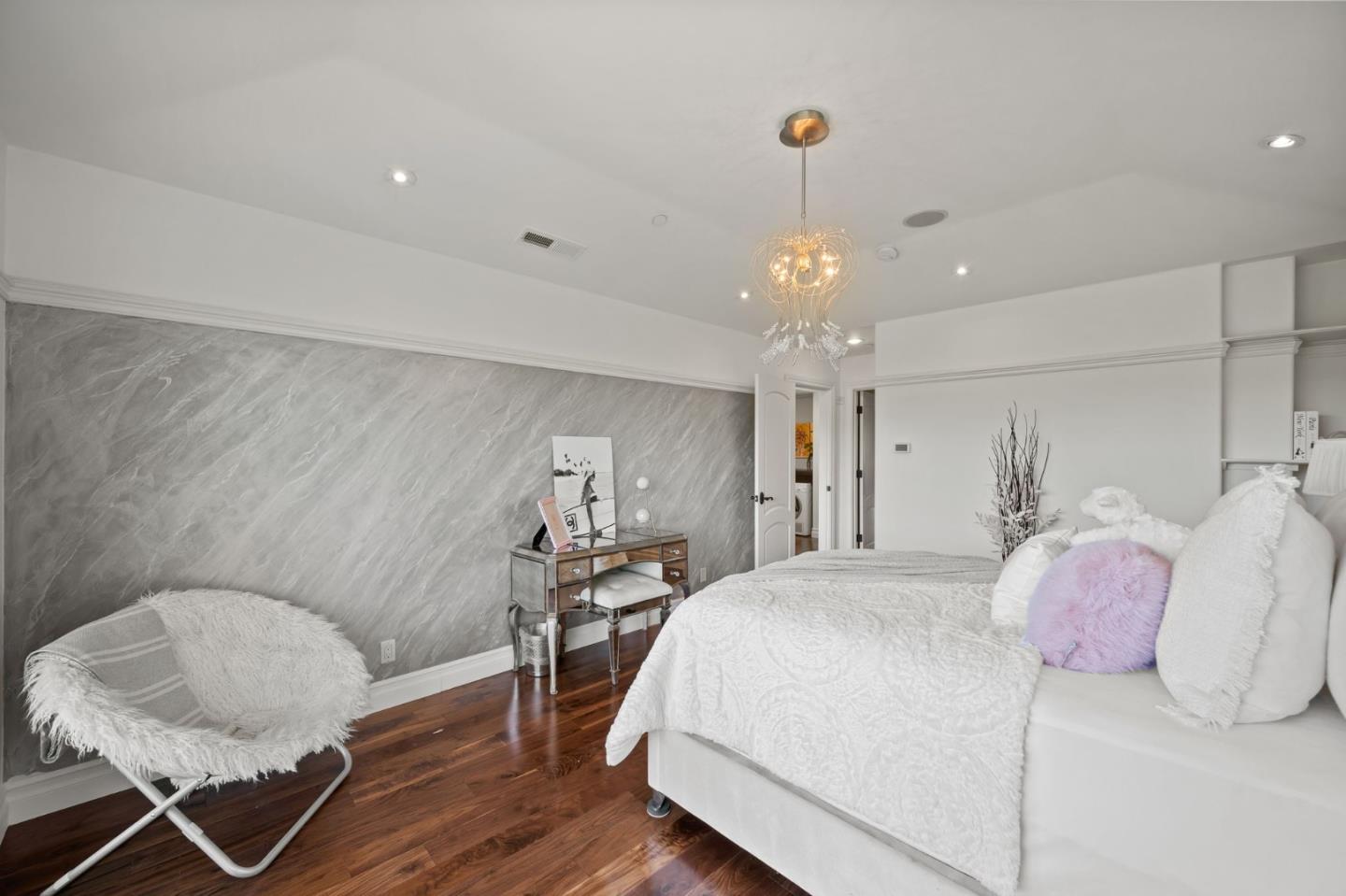 Detail Gallery Image 53 of 86 For 15301 Robin Anne Ln, Monte Sereno,  CA 95030 - 5 Beds | 7/1 Baths