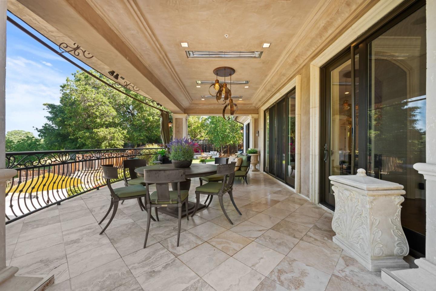 Detail Gallery Image 62 of 86 For 15301 Robin Anne Ln, Monte Sereno,  CA 95030 - 5 Beds | 7/1 Baths