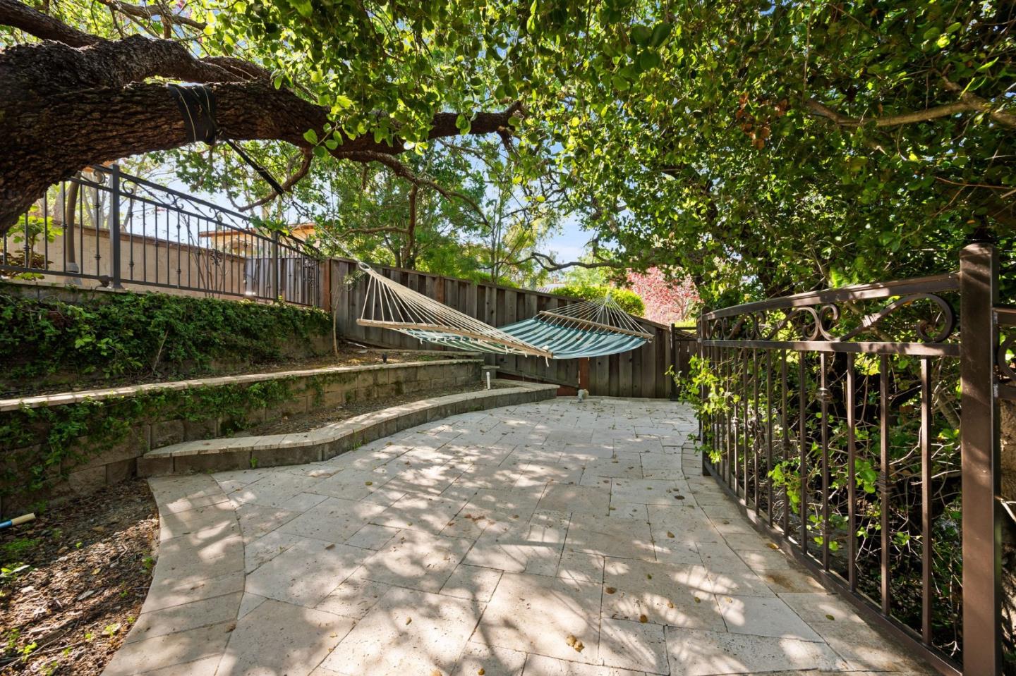 Detail Gallery Image 71 of 86 For 15301 Robin Anne Ln, Monte Sereno,  CA 95030 - 5 Beds | 7/1 Baths