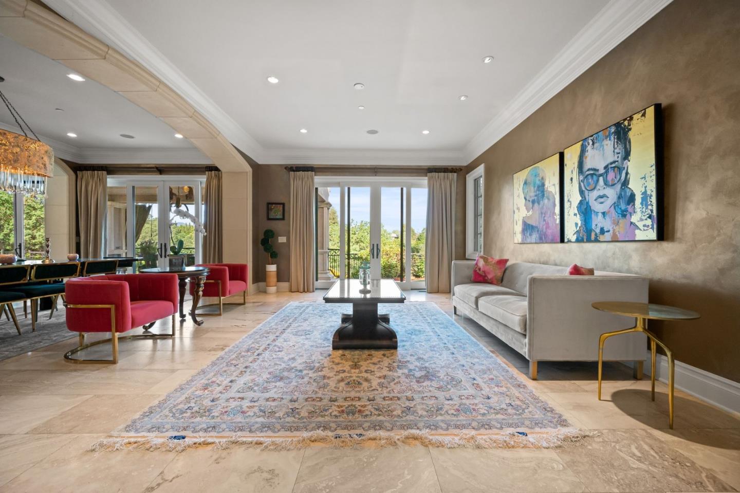 Detail Gallery Image 9 of 13 For 15301 Robin Anne Ln, Monte Sereno,  CA 95030 - 5 Beds | 7/1 Baths