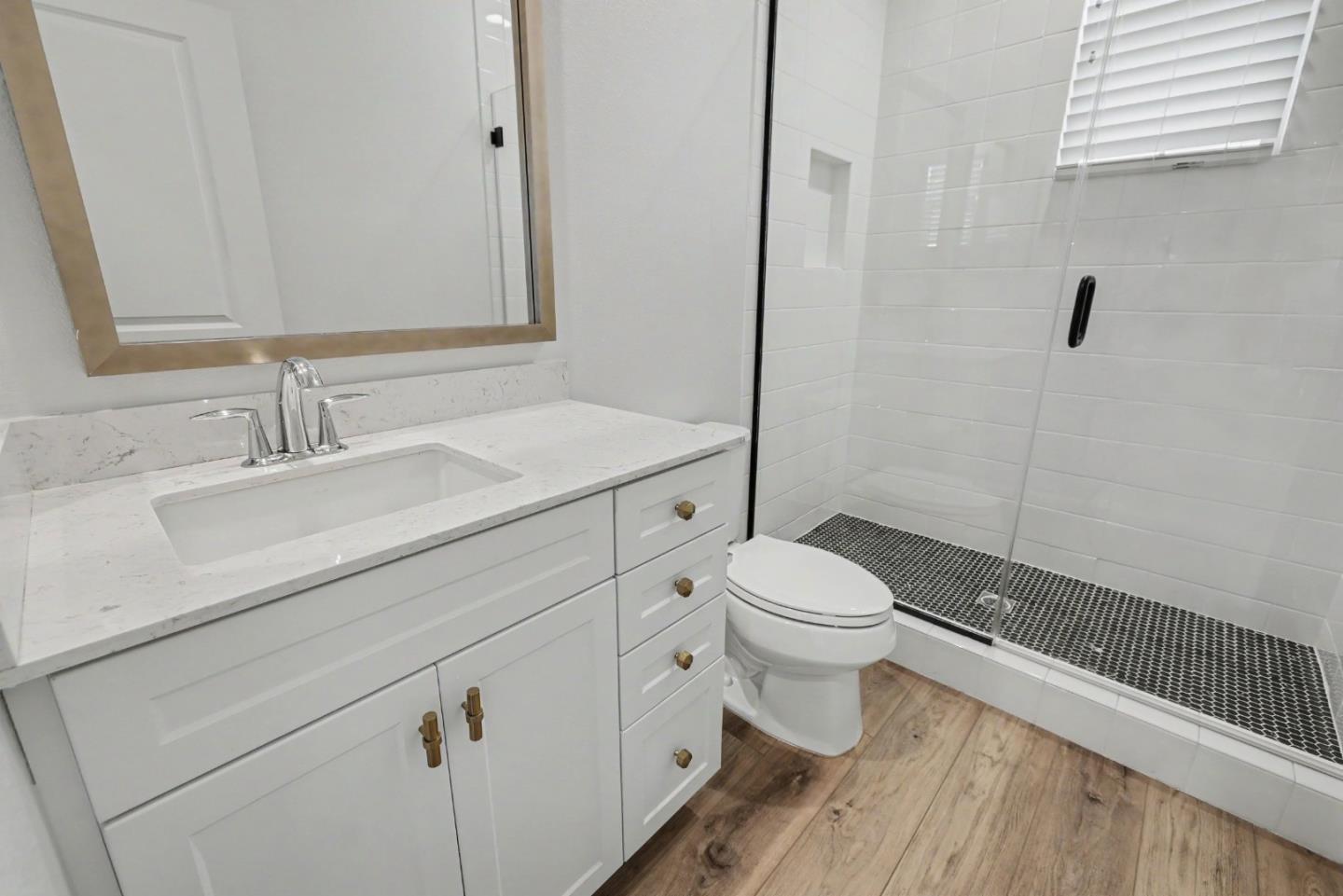 Detail Gallery Image 14 of 22 For 1109 Makena Way, Oceanside,  CA 92054 - 3 Beds | 3 Baths