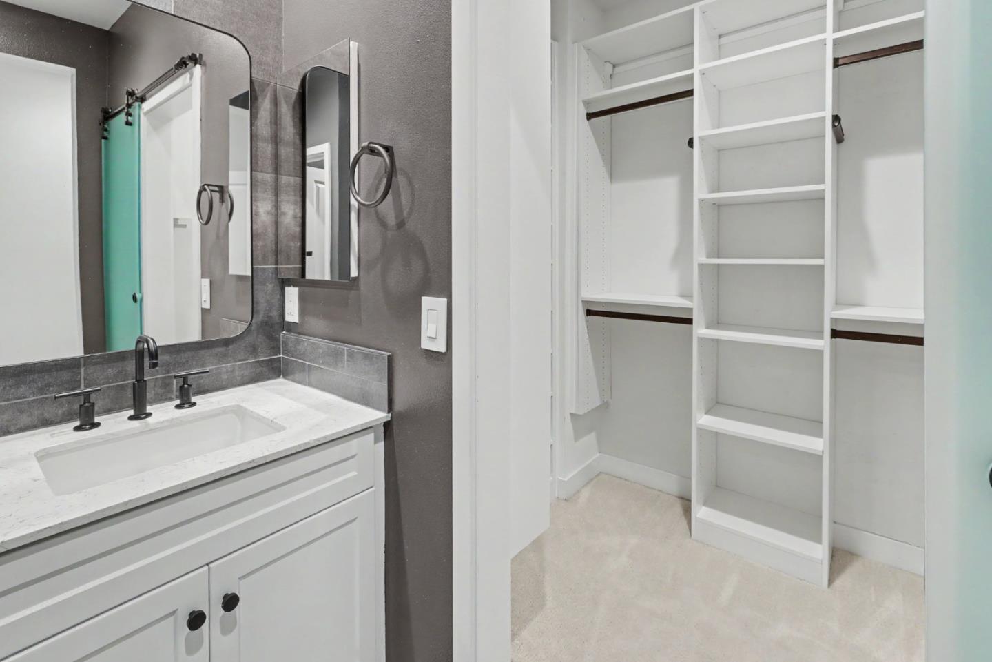 Detail Gallery Image 18 of 22 For 1109 Makena Way, Oceanside,  CA 92054 - 3 Beds | 3 Baths