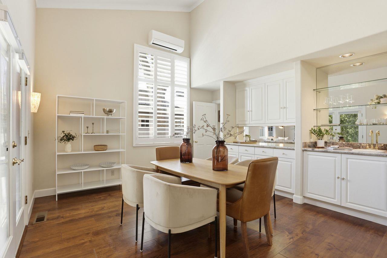 Detail Gallery Image 12 of 47 For 25381 Markham Ln, Salinas,  CA 93908 - 3 Beds | 2/2 Baths